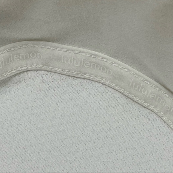 Lululemon On My Level Bucket Hat Pocket White Size M / L - Picture 8 of 9